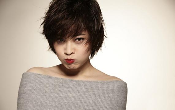 短发梅婷