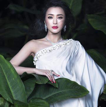 秦岚时尚新娘大片