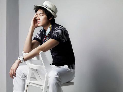 韩国男孩李敏镐