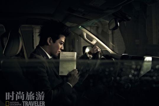 陈晓东西装革履