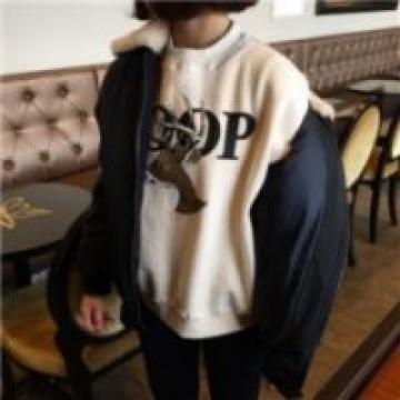 我在九泉向你抬头仰望  就像你站在旷野之上