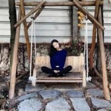 仿佛看见青春笑着挥了挥手说再见