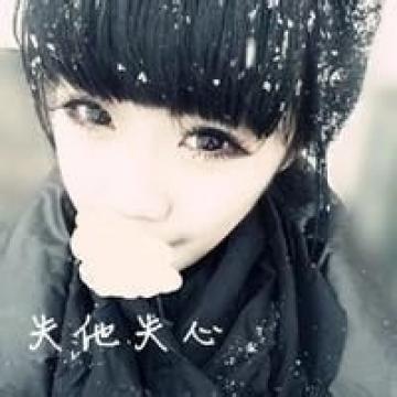 秋天来了，叶子黄了，这季节我收获了悲伤