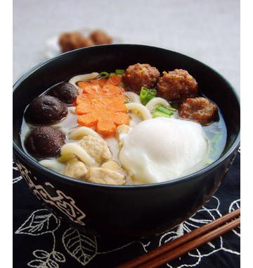 肉丸乌冬面