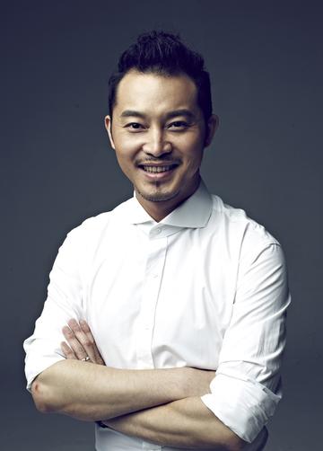 灿烂笑容沙溢