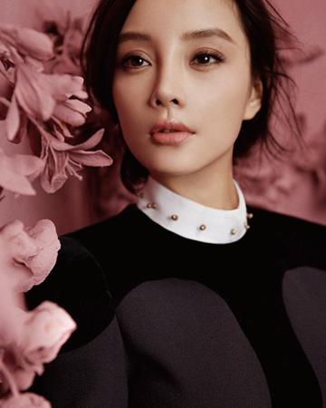 气质高雅李小璐