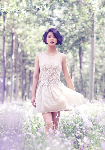殷桃杂志写真