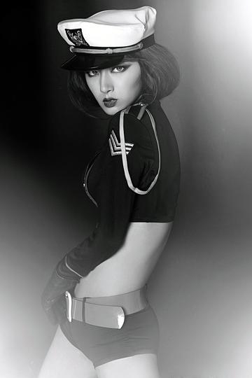 长腿美妞