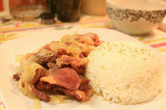 牛肉饭