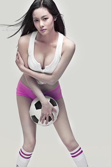美女足球宝贝