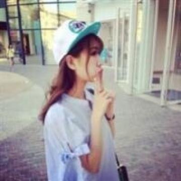 用耐心把冷板凳坐热。冷板凳都坐过了