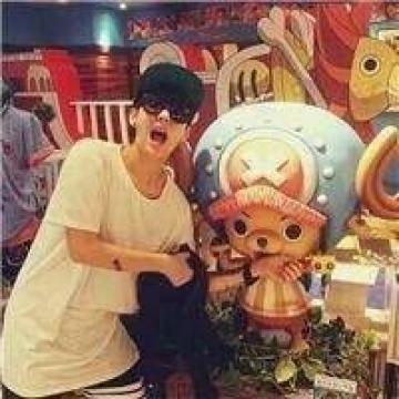 爱个人是你必须有一点儿恨他，恨他令你离不开他