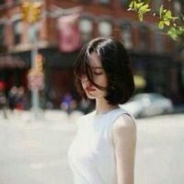喜欢别人依赖我，这样会让我觉得我很重要
