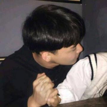 吻我眉间风