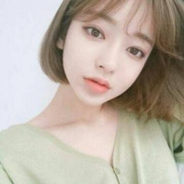 个性好看短发女