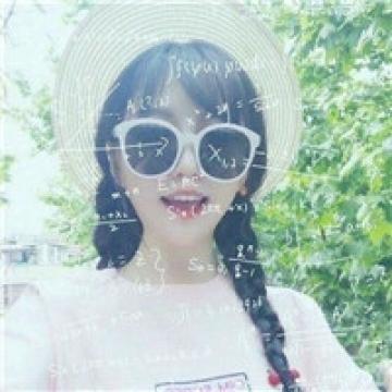 简单的潮流女生