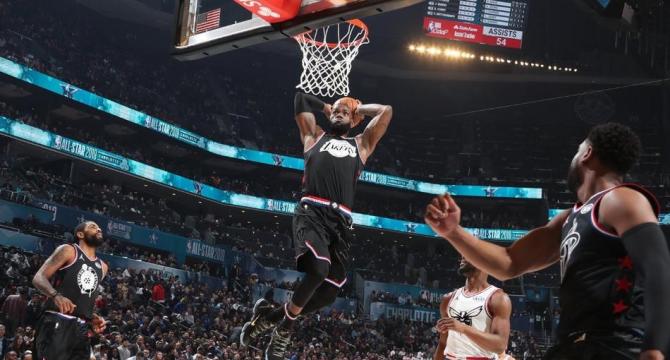 一张照片就能讲述一段NBA故事