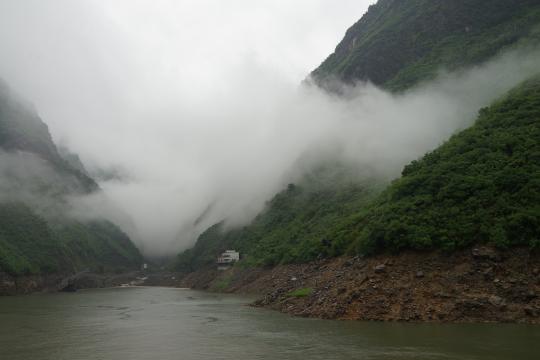 三峡大坝的自然风光