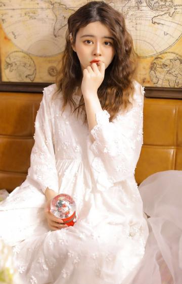 美若天仙的美女白裙写真