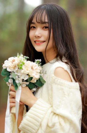 甜美可爱的文艺少女时尚写真