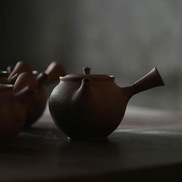 日本常滑烧茶壶