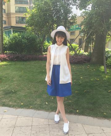沈梦辰户外照片