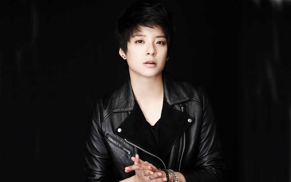 韩国fx成员Amber刘逸云