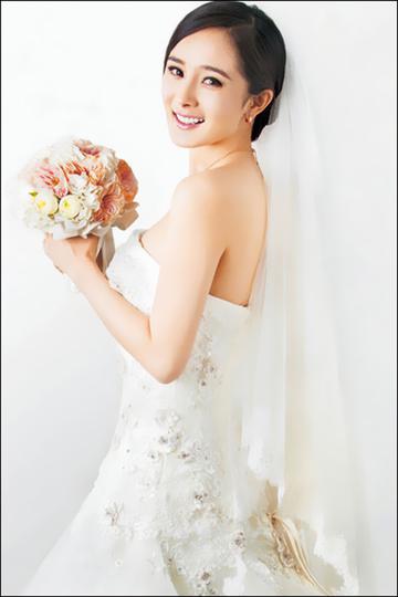 杨幂婚纱