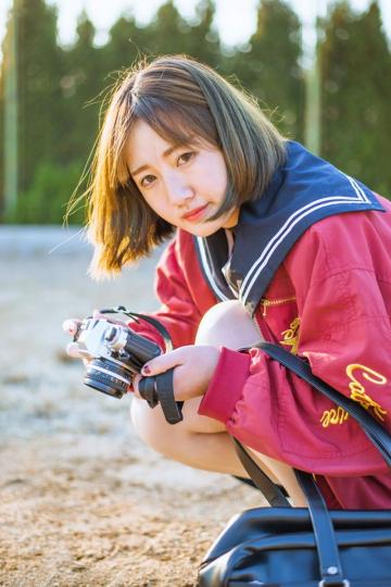 清纯校园美女学生制服写真