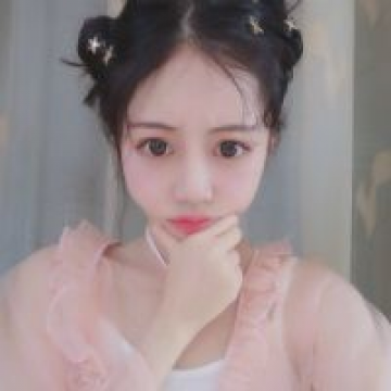 清纯动人的少女