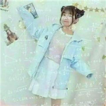 超个性的简单女生