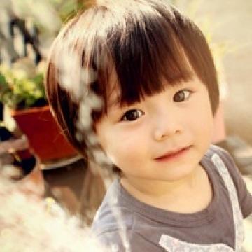 又萌又帅的小正太