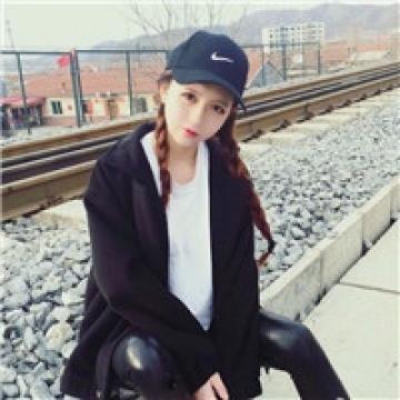 时尚风格的女生