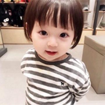 萌萌的清新小孩