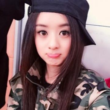 百变的女神赵丽颖