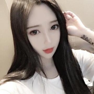 简单好看的女生
