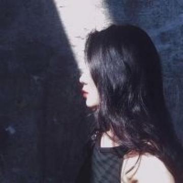心底潜藏的忧伤