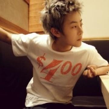 卖萌酷帅90后正太