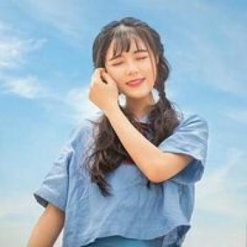 清纯气质的女生