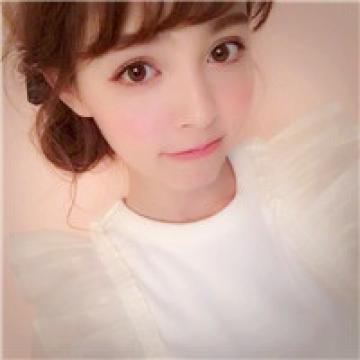 单纯可爱的漂亮女生