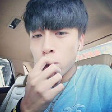 有气质的韩国男孩