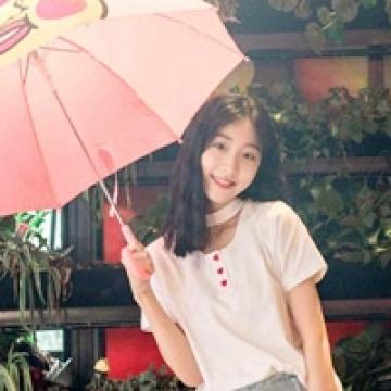淡然柔美的美女