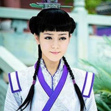 呆萌女孩迪丽热巴