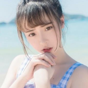 充满意境的清纯美女