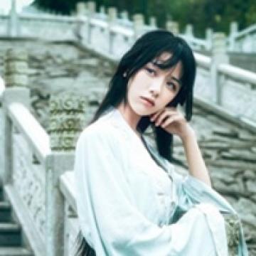 美丽的古风少女