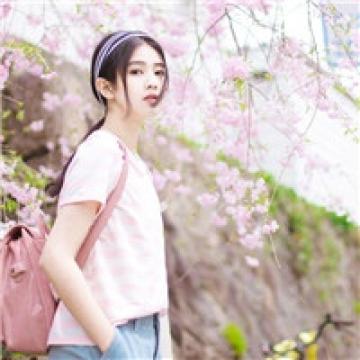 特别清纯小女生