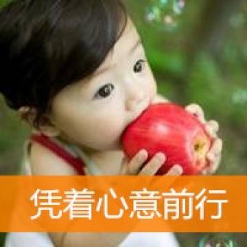 招人喜欢的呆萌女孩