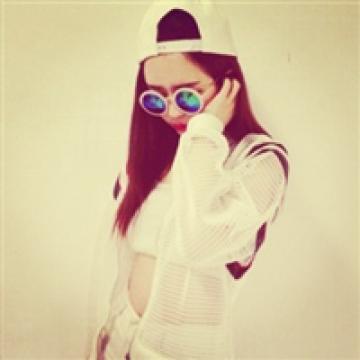 潮流范儿的女生