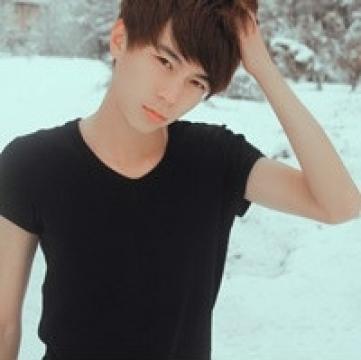 90后的小帅哥