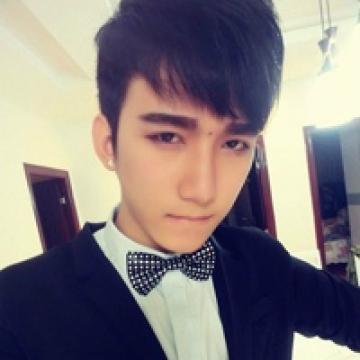 很潮流的帅气男生